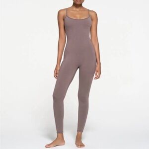 SKIMS Mauve Brown Scoop Neck Jumpsuit